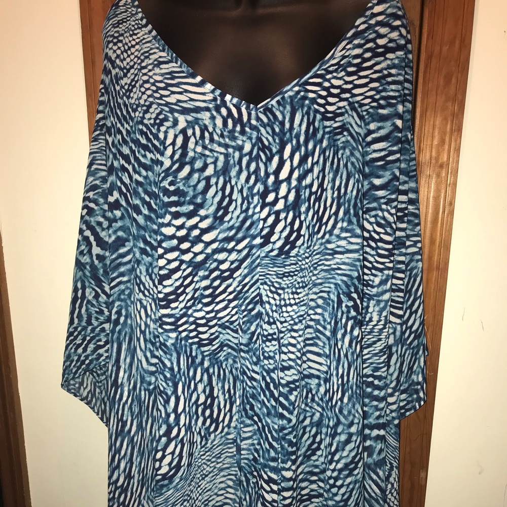 NWT Women’s Plus Size drawstring tunic